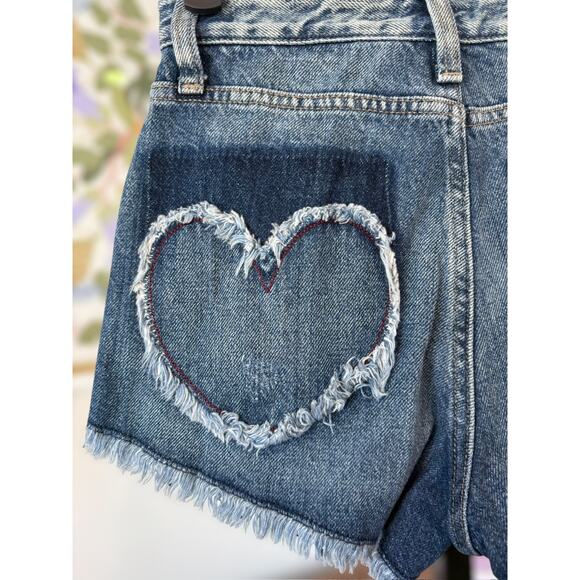LEE Vintage Modern Distressed "Lee Is Love" Jean Shorts Medium Wash Womens Sz 24 - Picture 6 of 7